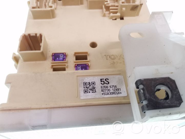 Toyota Auris E180 Module de fusibles 63586756