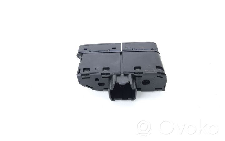 Ford B-MAX Muut kytkimet/nupit/vaihtimet AM5T14B436