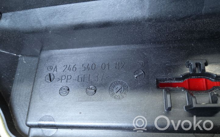 Mercedes-Benz A W176 Couvercle de boîte à fusibles A2465400182