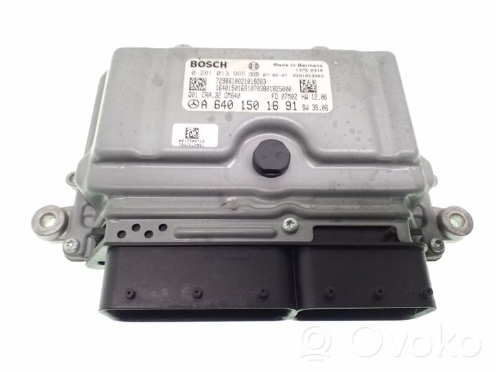 Mercedes-Benz B W245 Dzinēja vadības bloks 0281013965