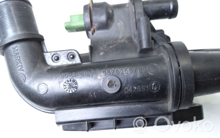 Ford Focus Boîtier de thermostat / thermostat 9670253780