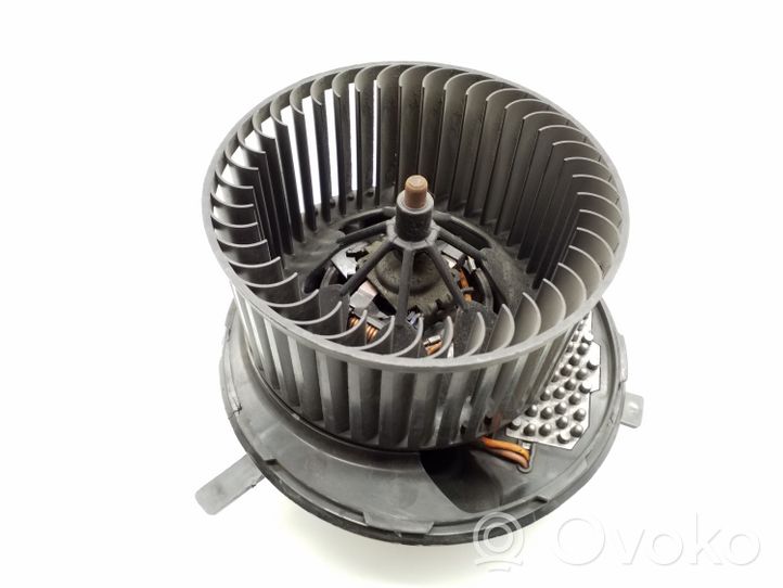 Volkswagen PASSAT B6 Pečiuko ventiliatorius/ putikas N031264P
