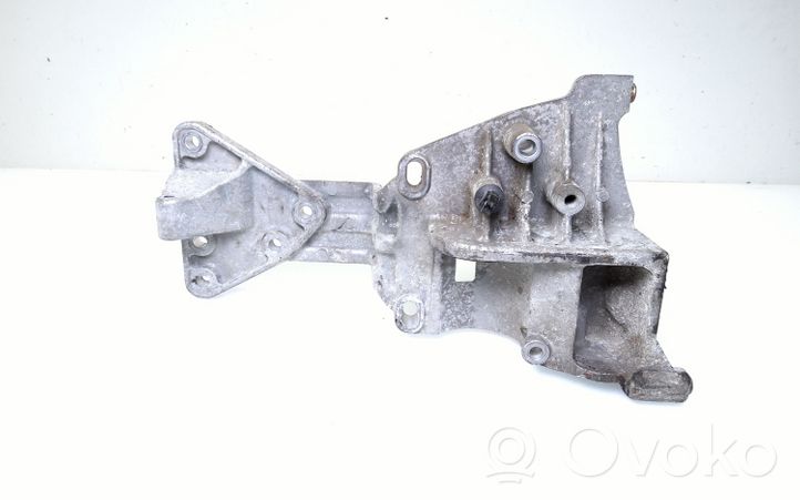 Volvo V60 Support de générateur / alternateur 31316826