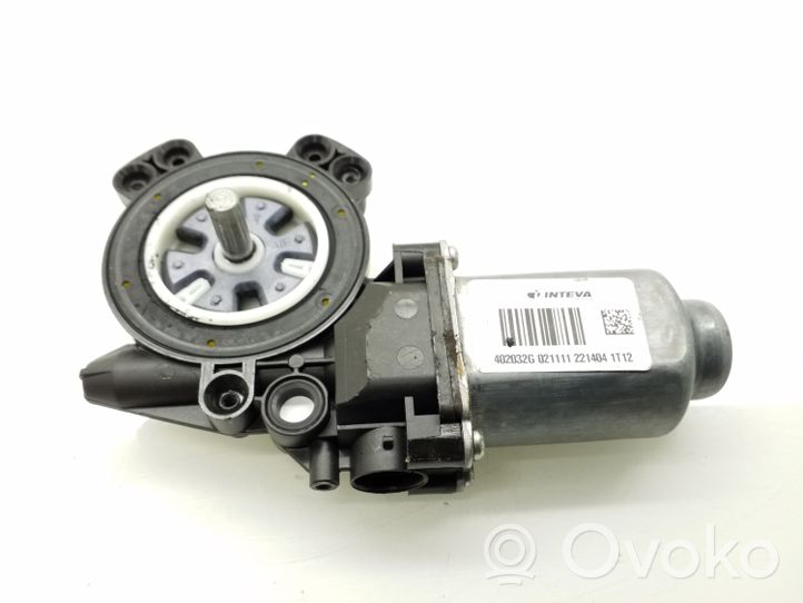 Nissan Qashqai Motorino alzacristalli della portiera anteriore 402032G