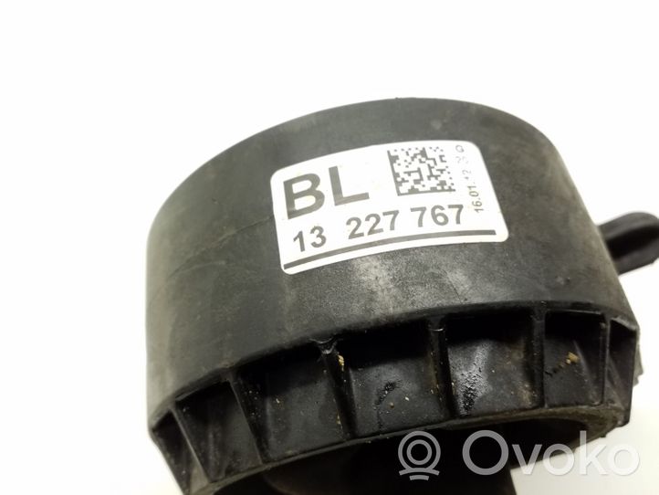 Opel Insignia A Supporto della scatola del cambio 13227767