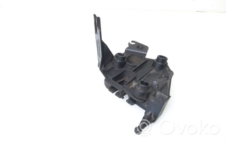 Ford Kuga I Altra parte del vano motore 968435048