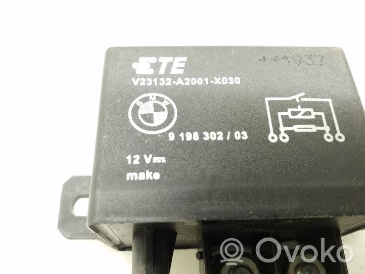 BMW 5 F10 F11 Ignition relay 9198302