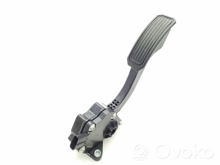 Toyota RAV 4 (XA30) Accelerator throttle pedal 7811042010