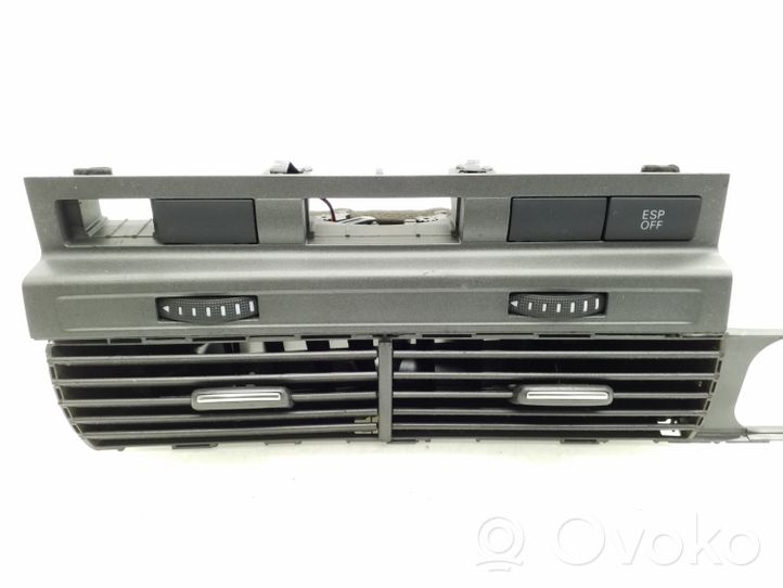 Audi A6 S6 C6 4F Grille d'aération centrale 4F1820951