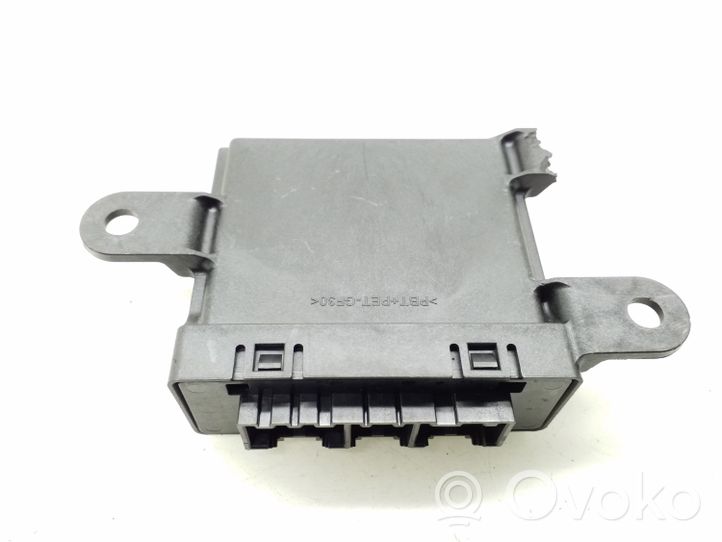 Opel Insignia A Door control unit/module 20934328