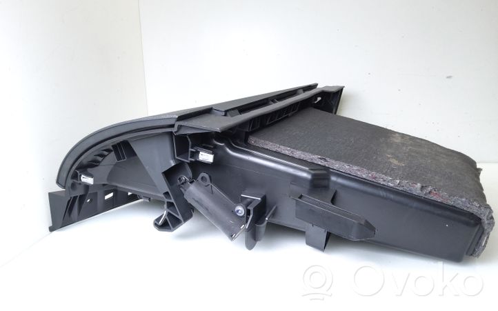 Renault Megane III Glove box set 685000007R