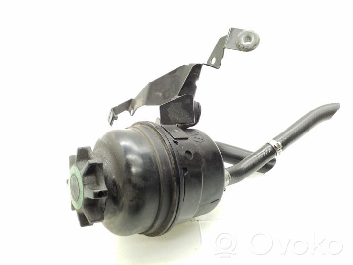 BMW X3 E83 Serbatoio/vaschetta del liquido del servosterzo 32411097164