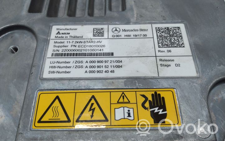 Mercedes-Benz EQC Jännitteenmuunnin/vaihtosuuntaaja A0009009721