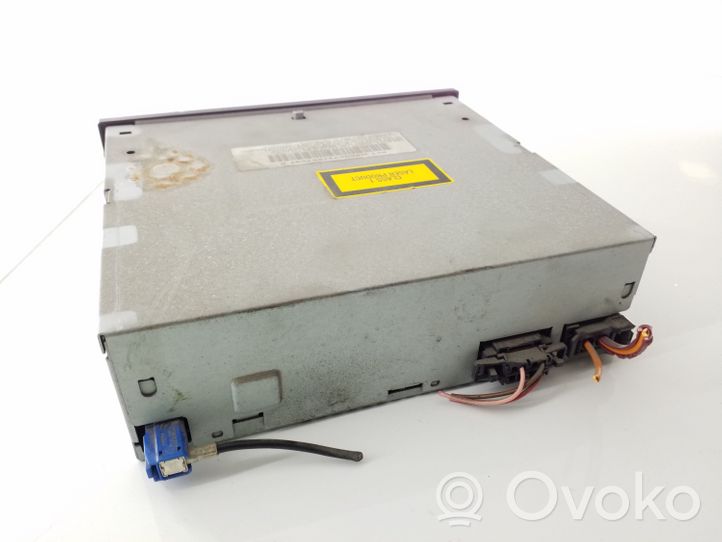 Mercedes-Benz S W220 CD/DVD changer A2208206085