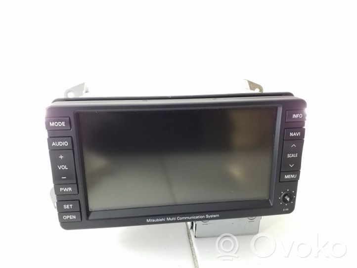 Mitsubishi ASX Panel / Radioodtwarzacz CD/DVD/GPS 8750A239