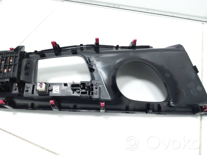 Toyota C-HR Rivestimento in plastica cornice della leva del cambio 58804F4010