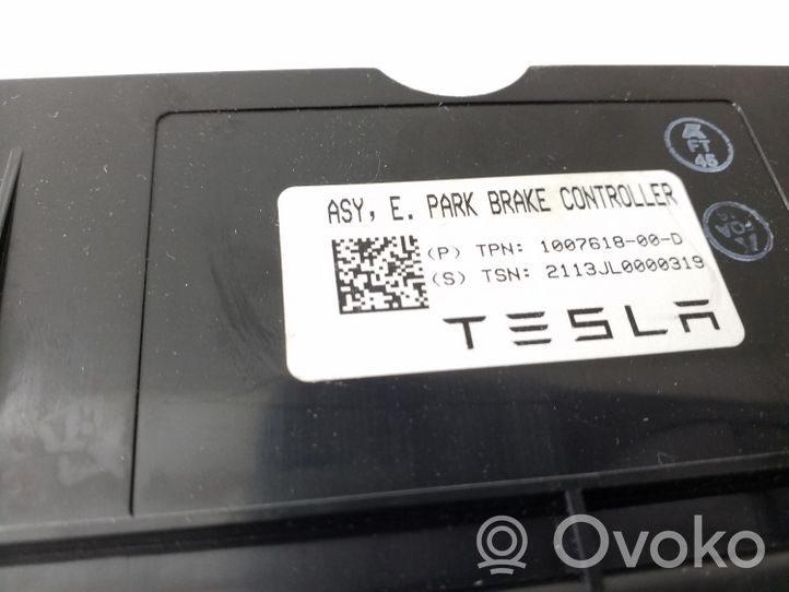 Tesla Model S Moduł / Sterownik hamulca ręcznego 100761800D