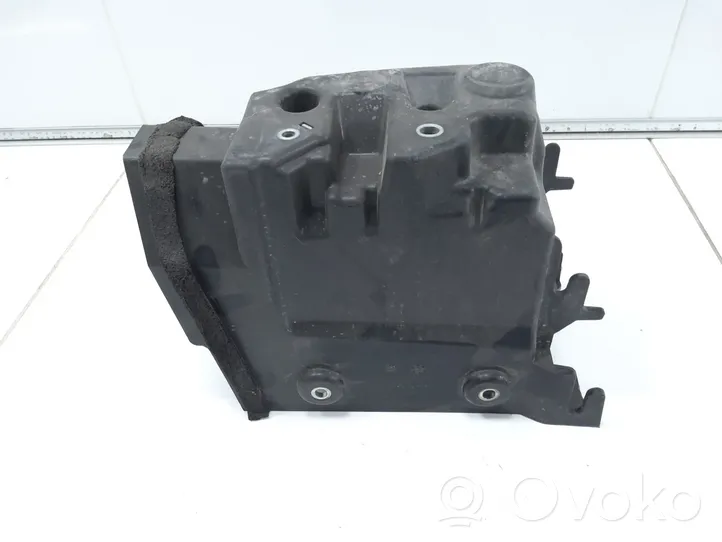 Volvo S90, V90 Batteriegestell 31479621