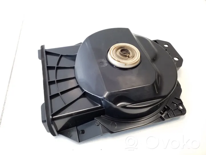 BMW 1 F20 F21 Subwoofer-bassokaiutin 6513921014706