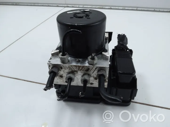 Volvo V60 ABS-pumppu P31317450