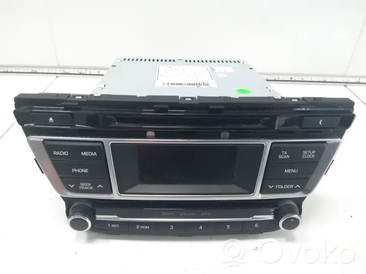Hyundai i30 Radio/CD/DVD/GPS-pääyksikkö 61014035