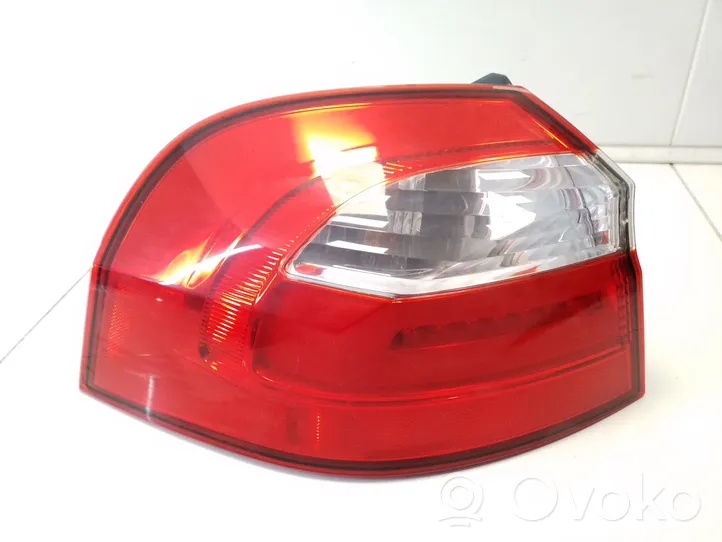 KIA Rio Lampa tylna 924011W2