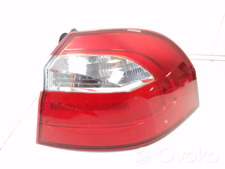 KIA Rio Lampa tylna 924021W2