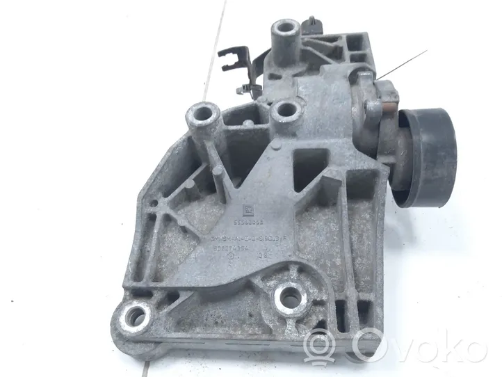 Opel Insignia A Support de générateur / alternateur 55562863