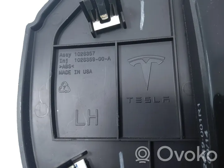 Tesla Model S Boczny element deski rozdzielczej X12069001R1