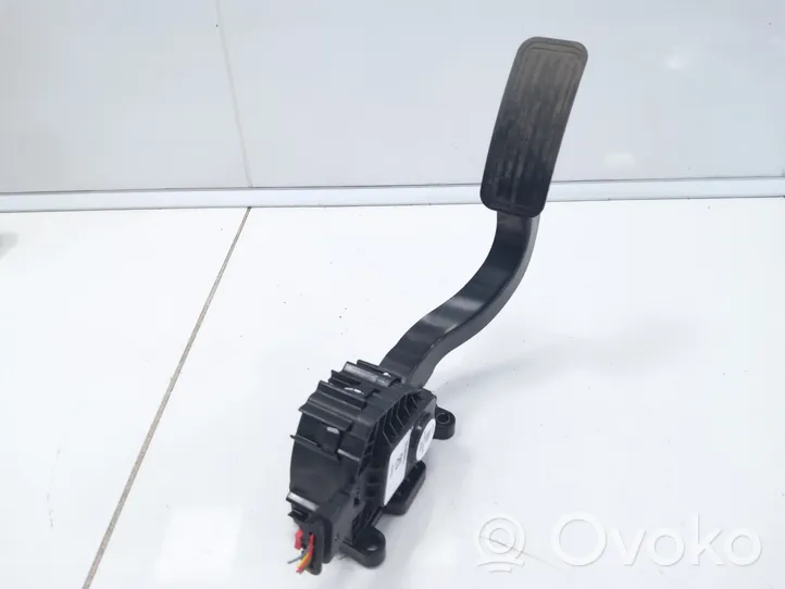 Tesla Model 3 Gaspedal 1020360