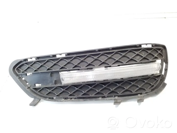 Mercedes-Benz C W204 LED dienos žibintas A2049069000