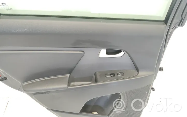 KIA Sportage Rear door 