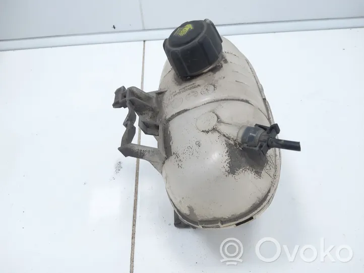 Renault Trafic III (X82) Coolant expansion tank/reservoir 217101893R