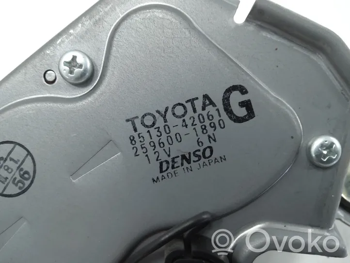 Toyota RAV 4 (XA30) Galinio stiklo valytuvo varikliukas 8513042061