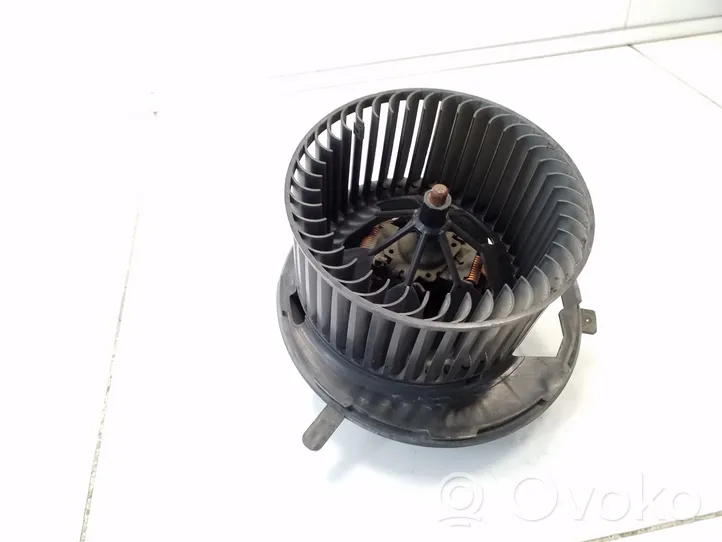 Volkswagen PASSAT B7 Heater fan/blower 3C1820015T