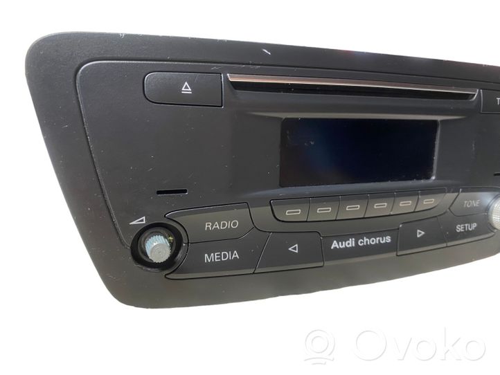 Audi Q3 8U Panel / Radioodtwarzacz CD/DVD/GPS 8U0035160
