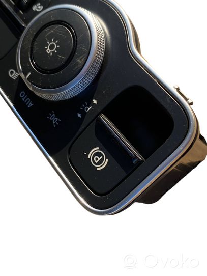 Mercedes-Benz A W177 AMG Interruptor de luz A2479052702