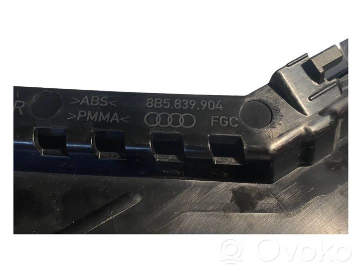 Audi A8 S8 D5 Listwa zderzaka przedniego 8B5839904