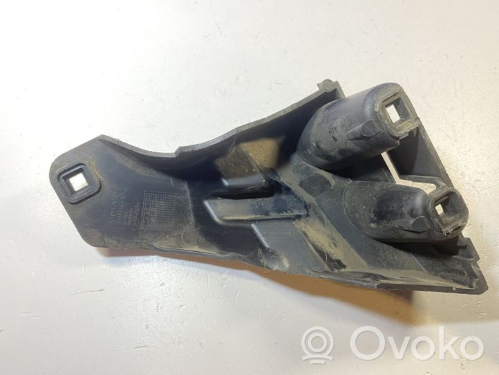 Volvo V70 Bumper support mounting bracket corner 8693384