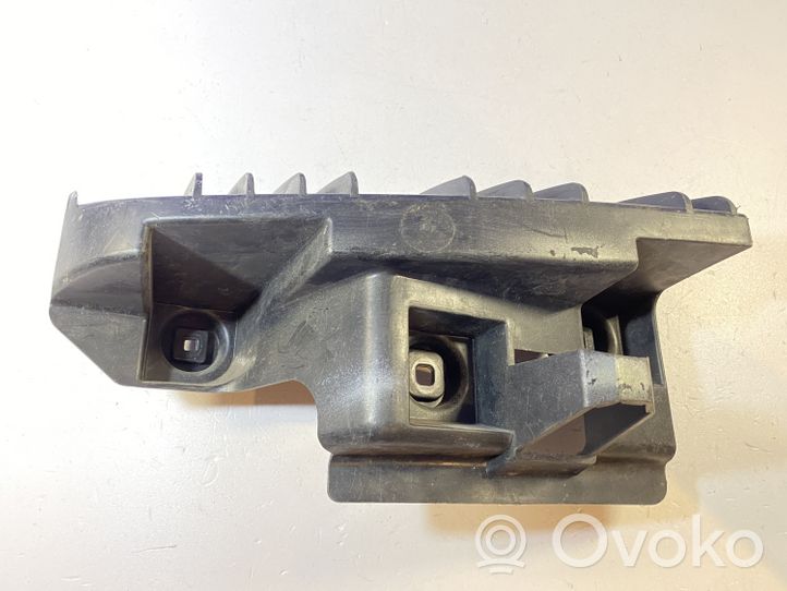 Volvo S60 Bumper support mounting bracket corner 8693388