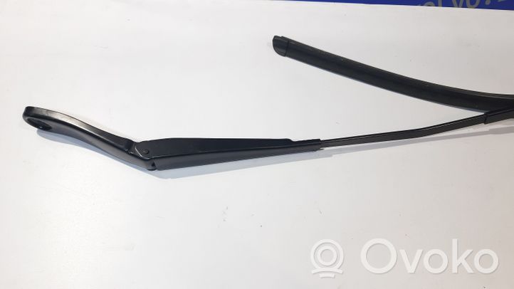 Volvo S60 Windshield/front glass wiper blade 30753504