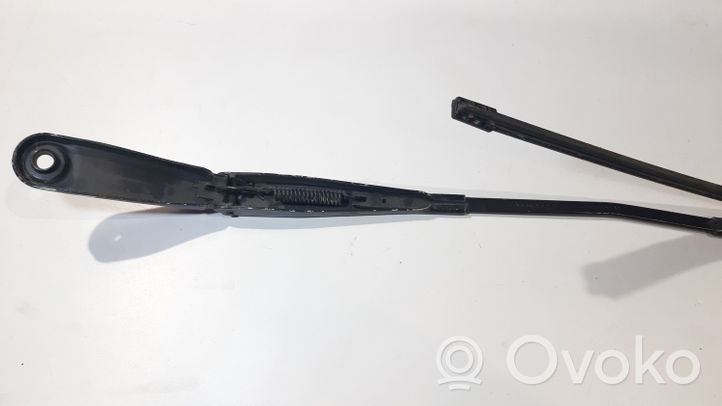 Volvo S60 Windshield/front glass wiper blade 30753504