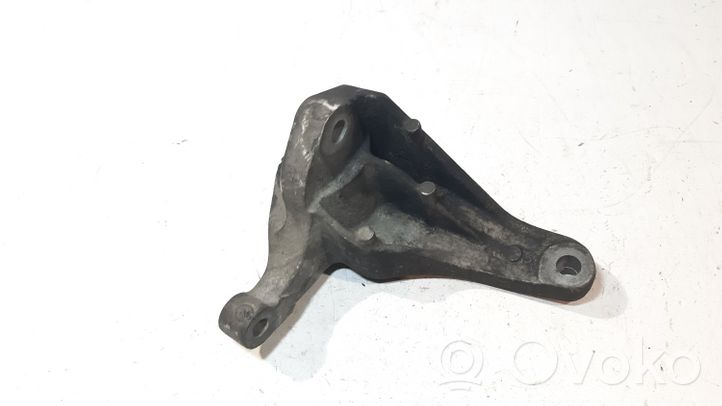 Volvo V50 Soporte de montaje de la caja de cambios 3M516P093AE