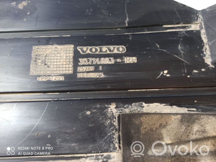 Volvo V50 Protection inférieure latérale 25789