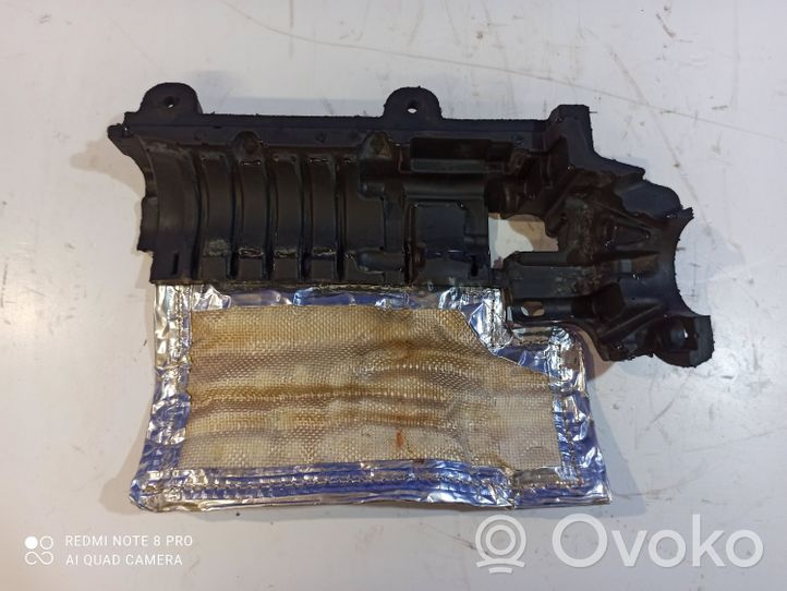 Volvo S60 Heat shield in engine bay 31437477