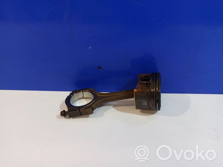 Saab 9-3 Ver2 Pistone 92068444