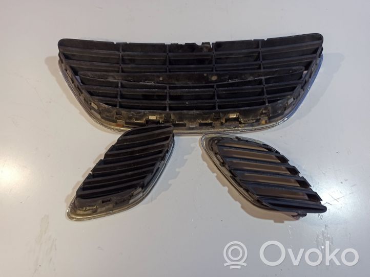 Saab 9-3 Ver2 Grille inférieure de pare-chocs avant 12797997