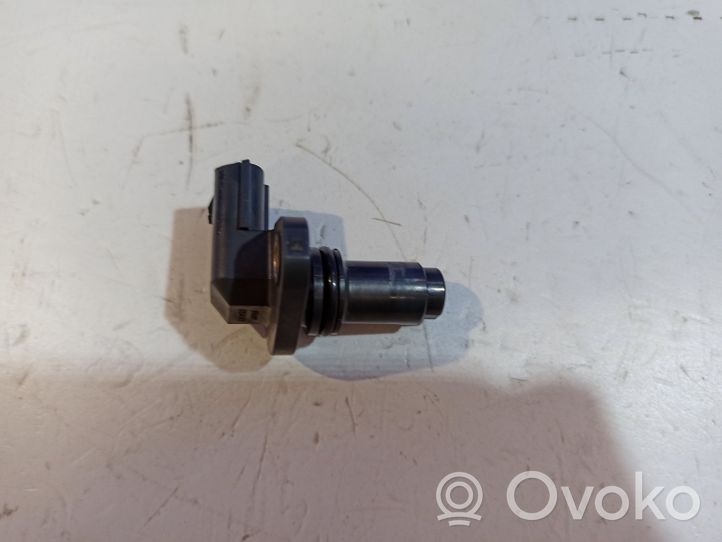 Volvo V60 Camshaft position sensor 30713599