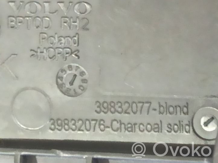 Volvo XC90 Osłona / Obudowa fotela przedniego pasażera 39832076