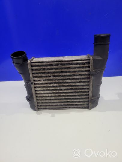 Audi A6 S6 C5 4B Chłodnica powietrza doładowującego / Intercooler 8E0145805F